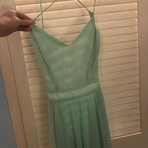 Backless cross cross gown